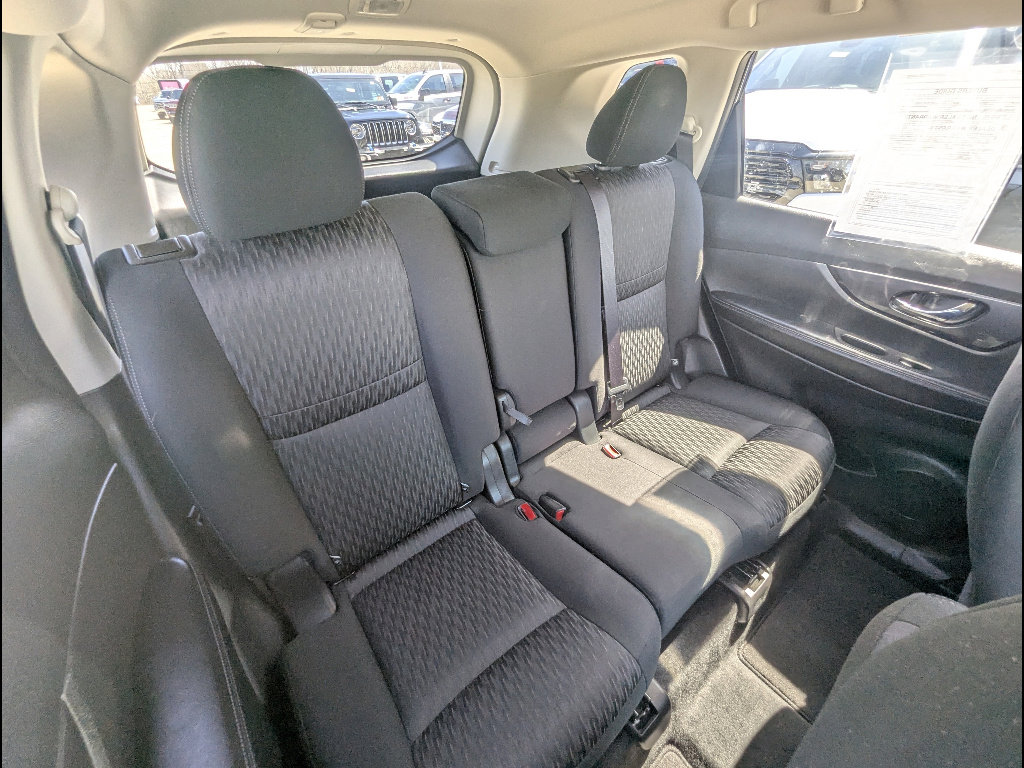 Used 2020 Nissan Rogue S w/ Special Edition Package image 20