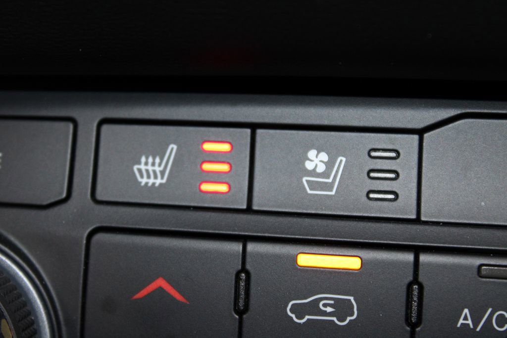 Used 2025 Dodge Durango R/T image 46