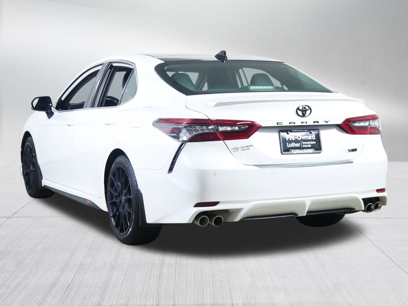 Used 2021 Toyota Camry XSE w/ Navigation Package image 5