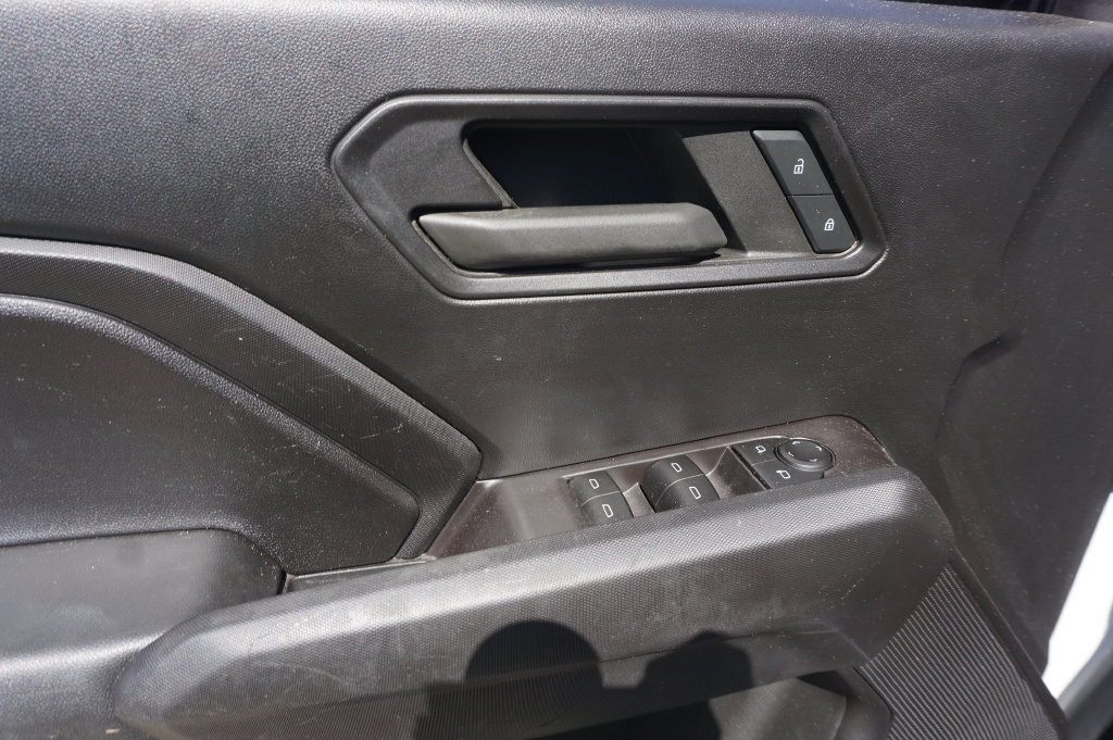 Used 2023 Chevrolet Colorado W/T w/ WT Convenience Package RWD image 4