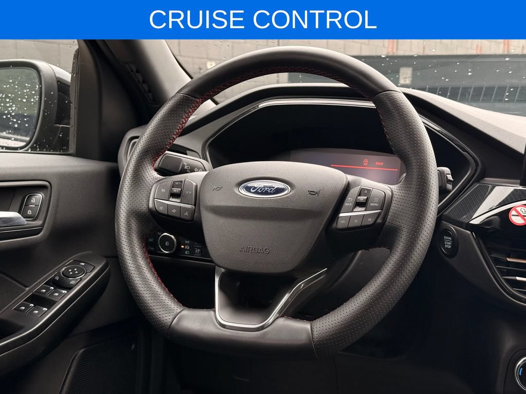 Used 2025 Ford Escape ST-Line Select AWD/4WD image 8