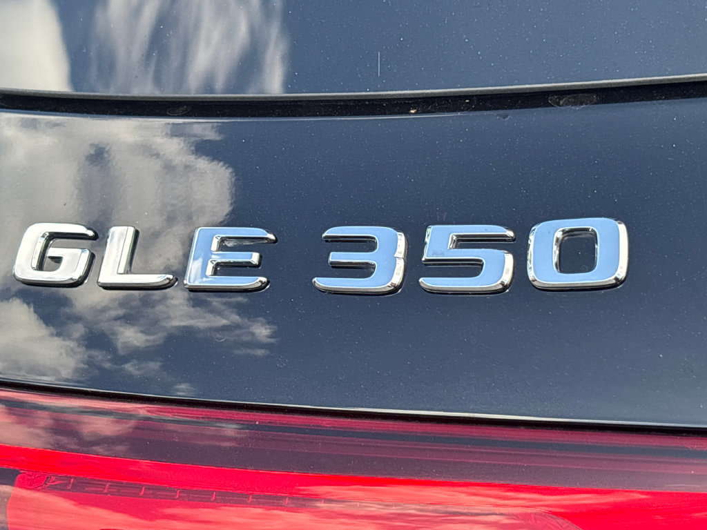 Used 2021 Mercedes-Benz GLE 350 4MATIC image 11