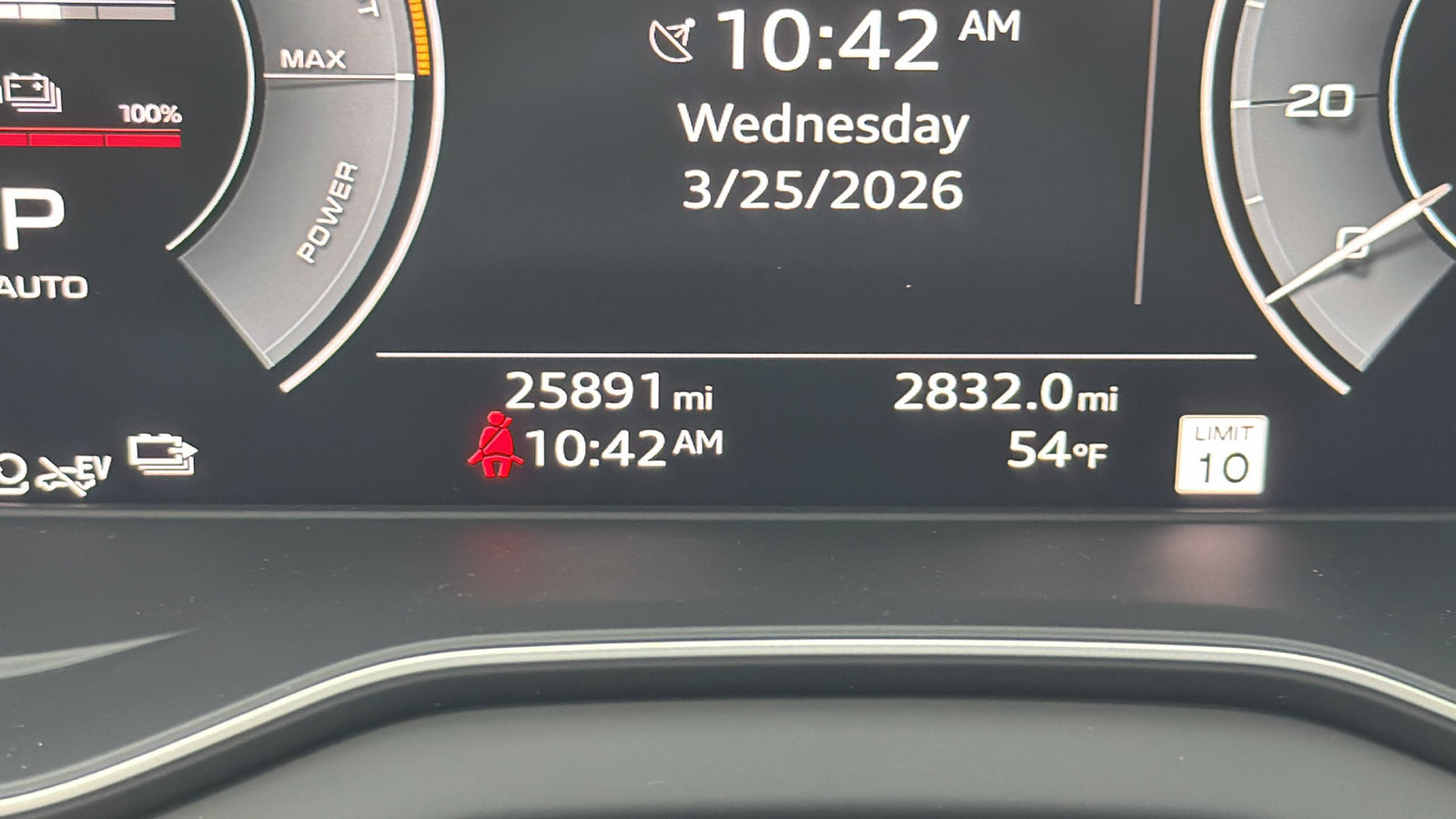 Used 2024 Audi Q5 e Premium Plus w/ Premium Plus Package image 31