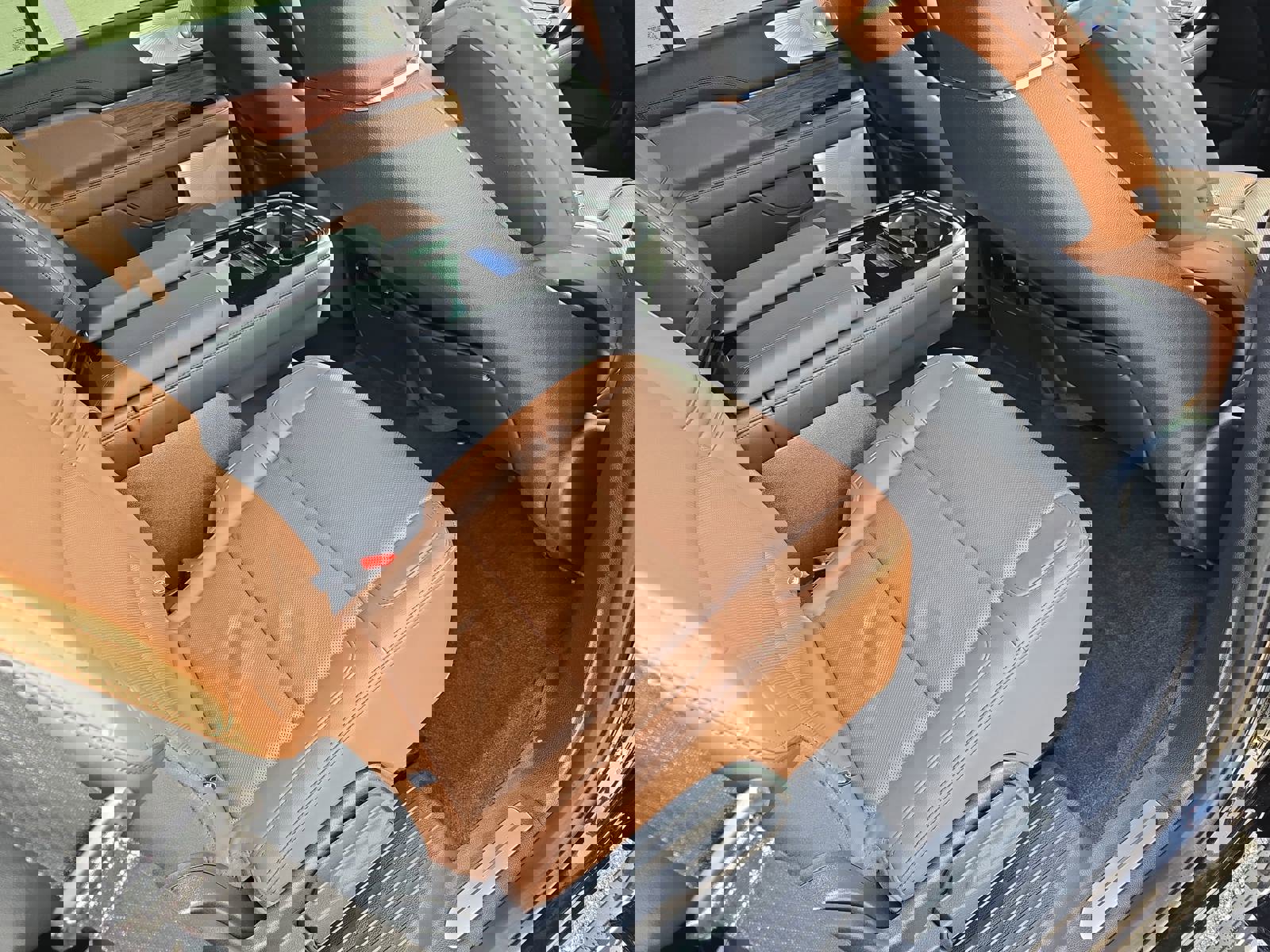 Used 2024 Lincoln Navigator Reserve image 12