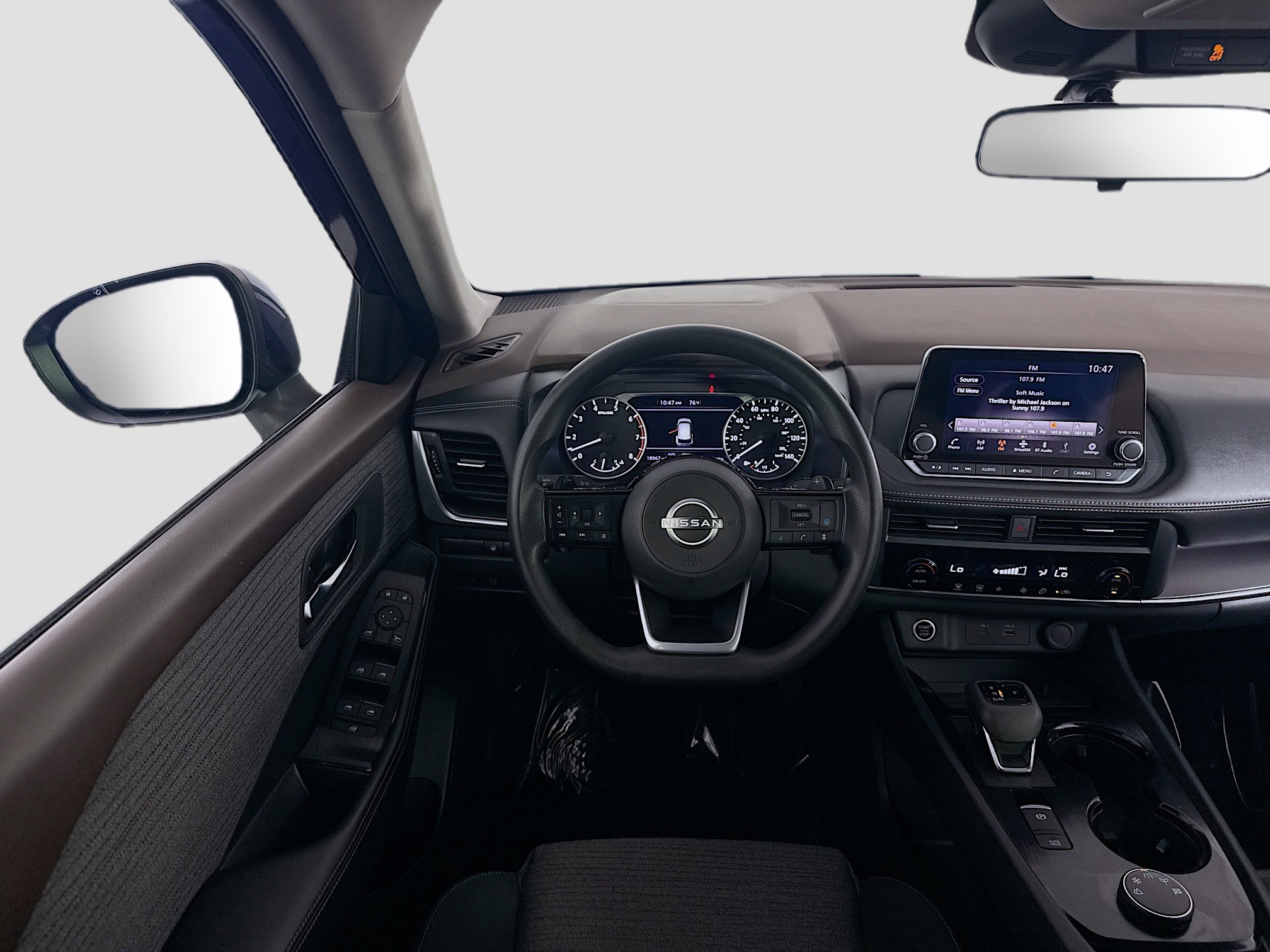 Used 2023 Nissan Rogue SV image 17