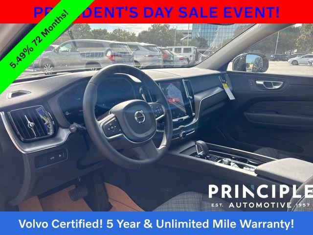 Certified 2025 Volvo XC60 T8 Core image 28