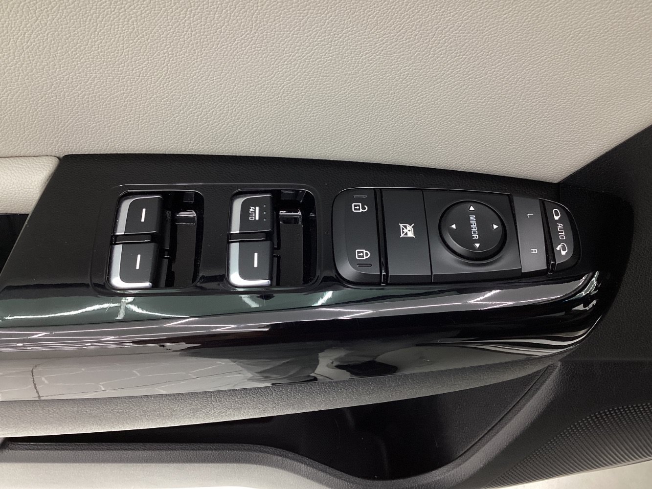 Used 2018 Kia Sportage EX w/ EX Sport Appearance Package AWD/4WD image 37