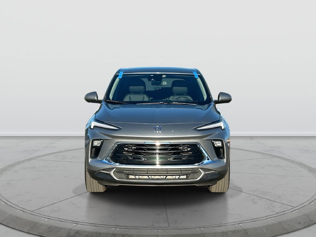 Used 2024 Buick Encore GX Preferred w/ Comfort Package FWD image 3