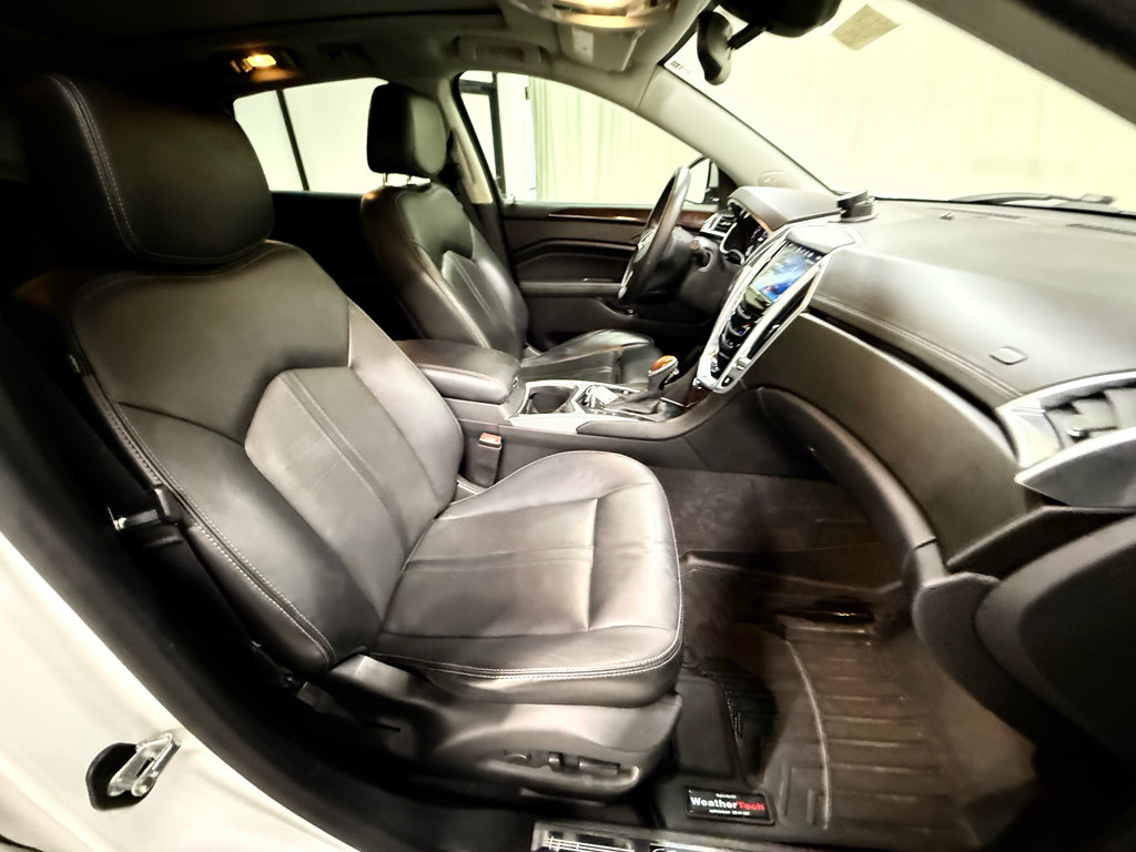 Used 2016 Cadillac SRX Luxury w/ Driver Awareness Package FWD image 25