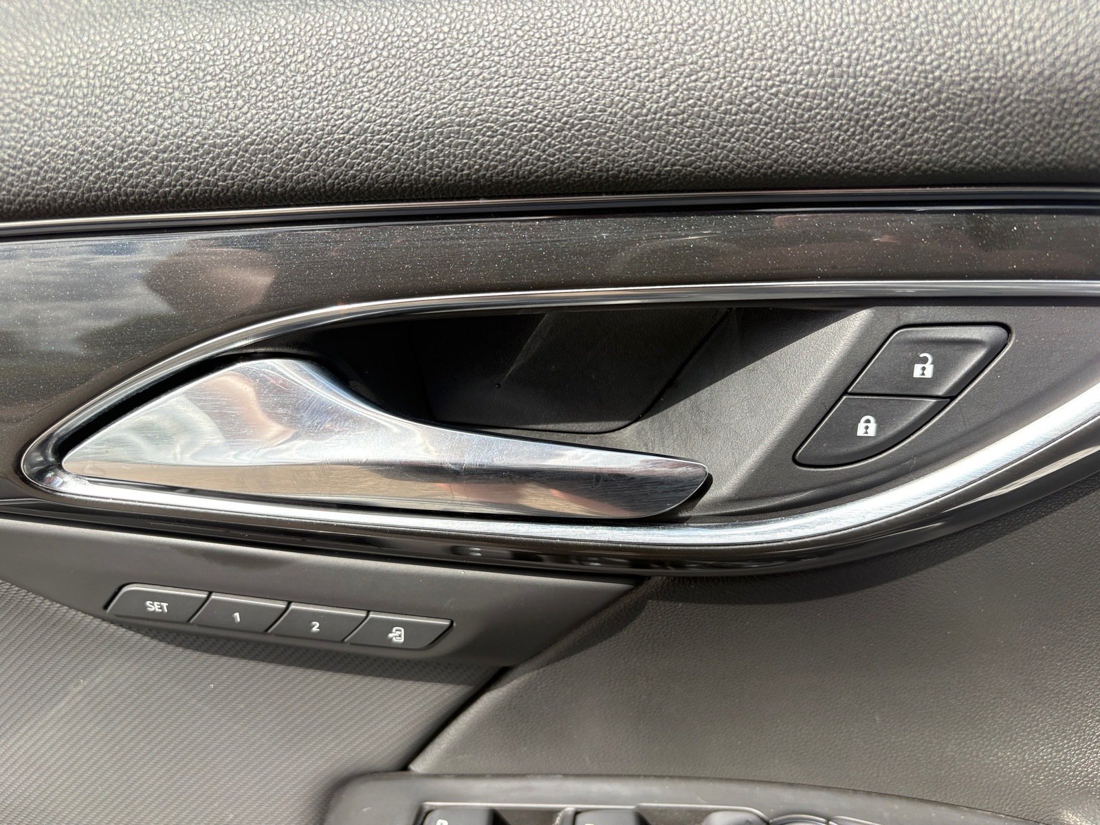 Used 2025 Buick Envision Preferred AWD/4WD image 18