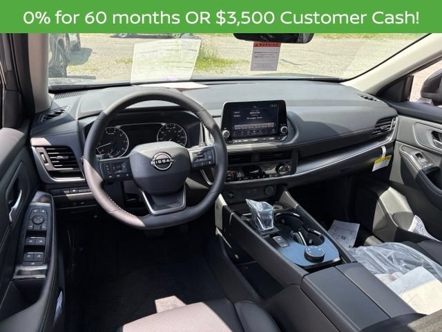 New 2026 Nissan Rogue Dark Armor AWD/4WD image 5