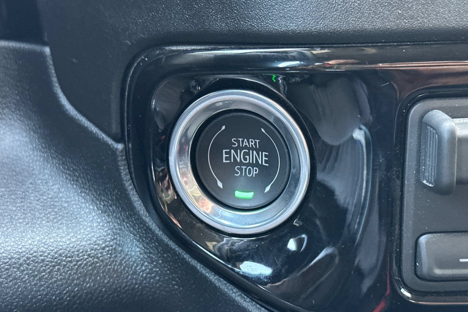 Certified 2026 Chevrolet Silverado 1500 RST RWD image 29