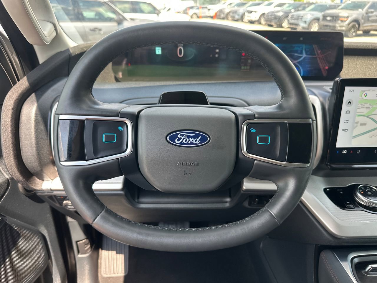 Certified 2025 Ford Expedition Active AWD/4WD image 26