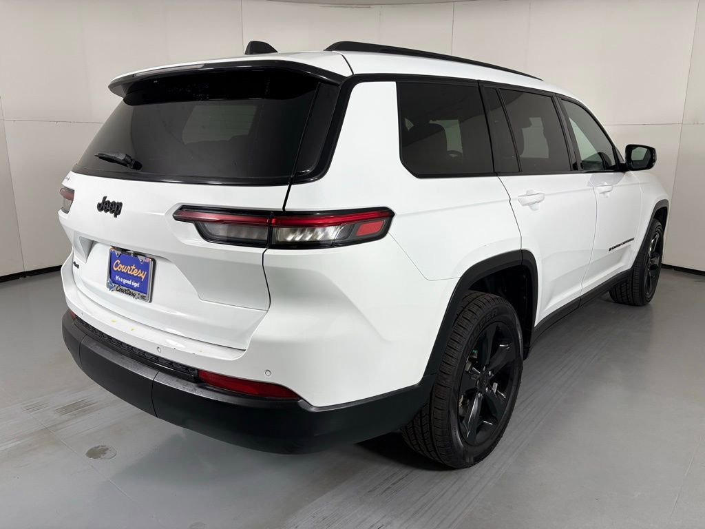 Used 2023 Jeep Grand Cherokee L Laredo AWD/4WD image 10