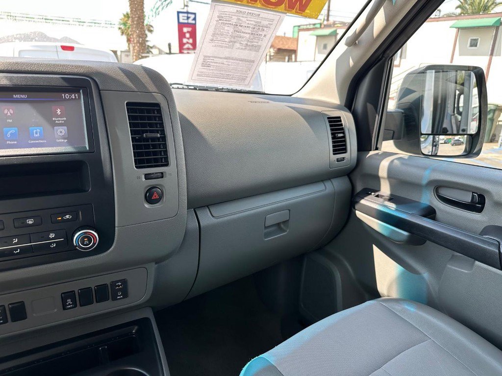 Used 2020 Nissan NV 3500 SV image 26