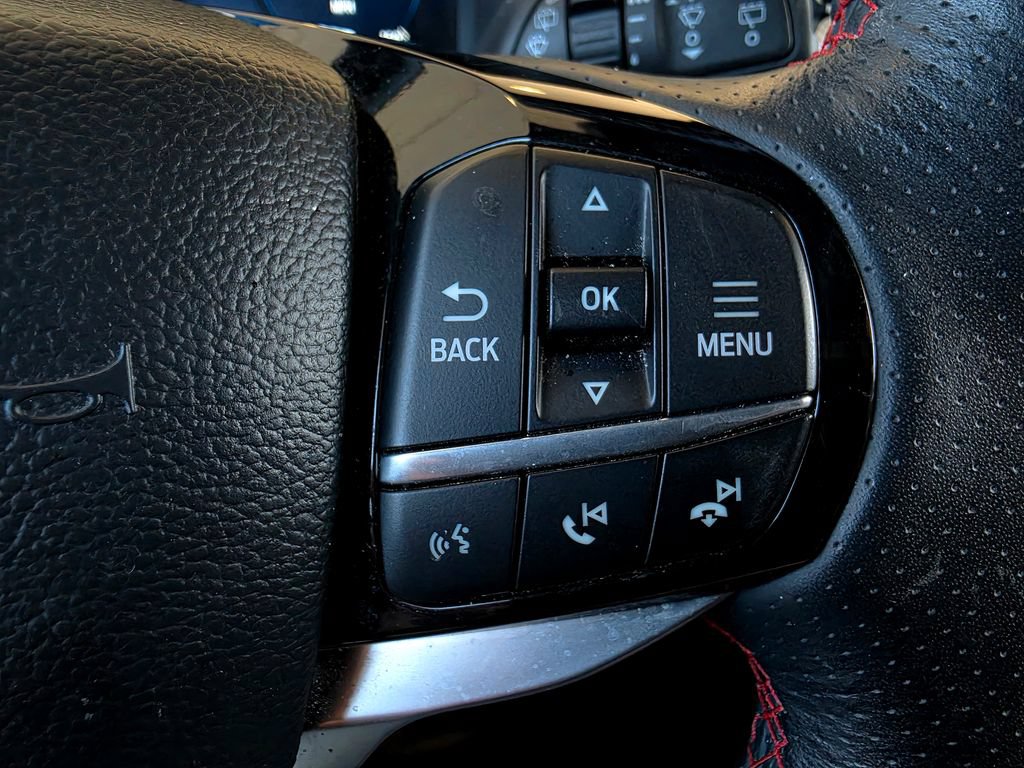 Used 2025 Ford Explorer ST-Line AWD/4WD image 30