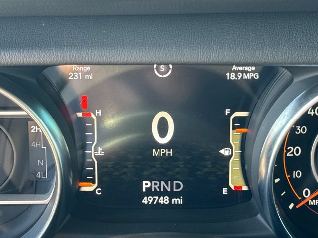 Used 2021 Jeep Wrangler Unlimited Sahara AWD/4WD image 25