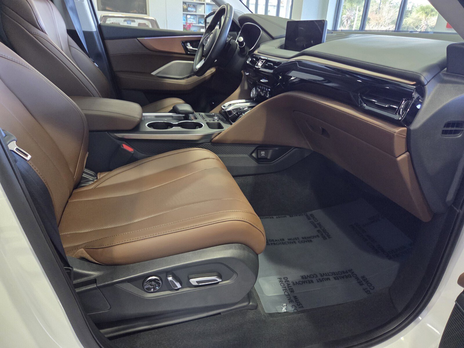 Used 2024 Acura MDX SH-AWD w/ Technology Package image 27