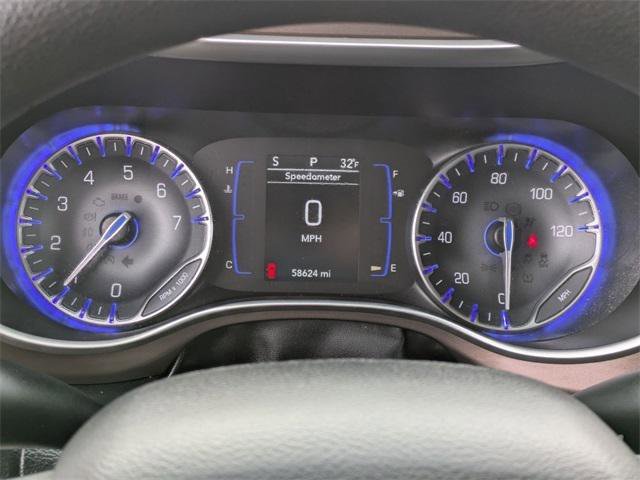 Certified 2018 Chrysler Pacifica Touring Plus image 14
