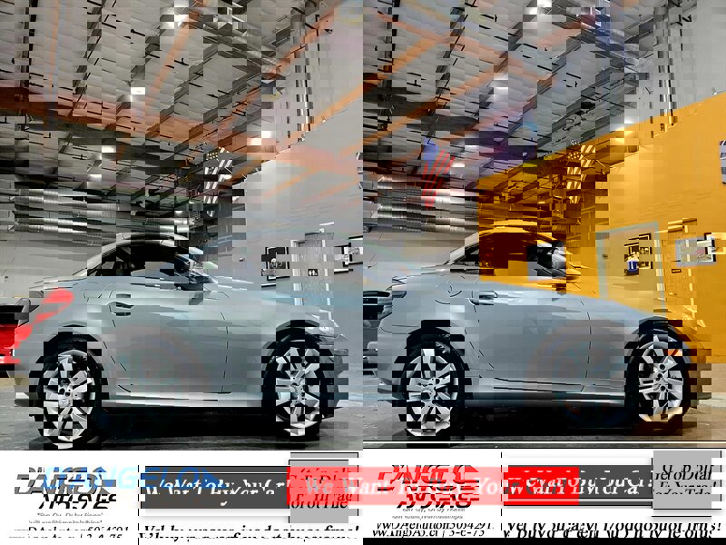 Used 2010 Mercedes-Benz SLK 300 SLK 300 image 40