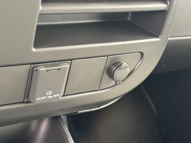 New 2026 Chevrolet Express 4500 Extended w/ Power Convenience Package RWD image 18