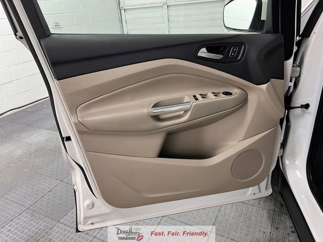 Used 2019 Ford Escape SE FWD image 23