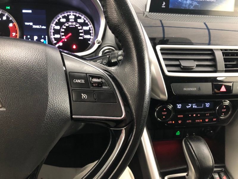 Used 2018 Mitsubishi Eclipse Cross SE image 22