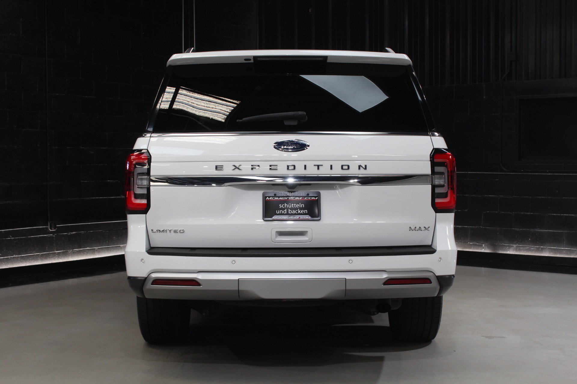 Used 2023 Ford Expedition Max Limited AWD/4WD image 12
