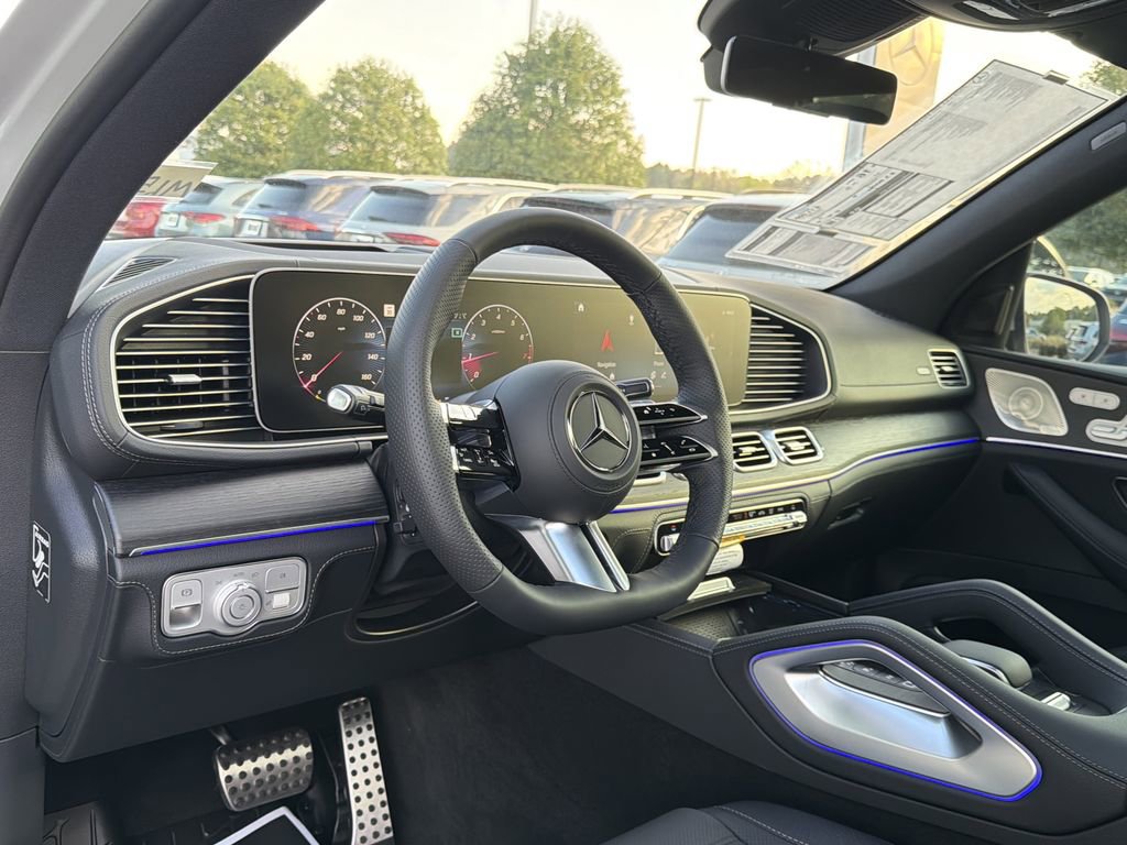 New 2026 Mercedes-Benz GLS 580 4MATIC image 10