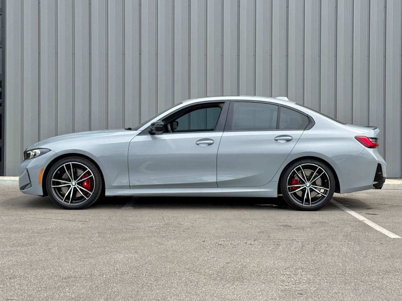 Used 2023 BMW 330i Sedan w/ M Sport Package RWD image 8