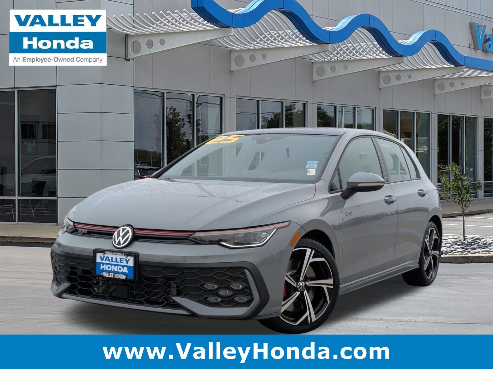 Used 2025 Volkswagen GTI SE