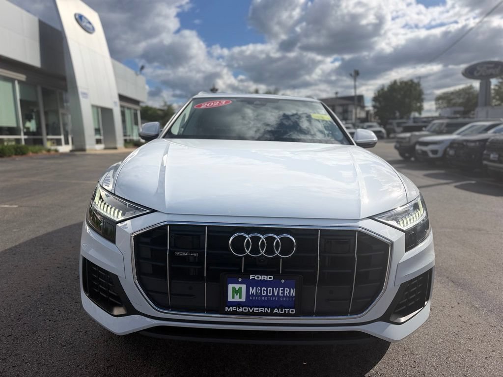 Used 2023 Audi Q8 Premium w/ Convenience Package AWD/4WD image 12