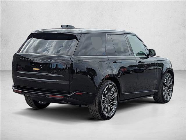 New 2025 Land Rover Range Rover SE image 2