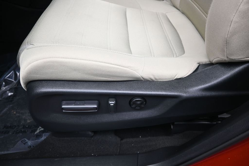 Used 2019 Honda CR-V EX image 12