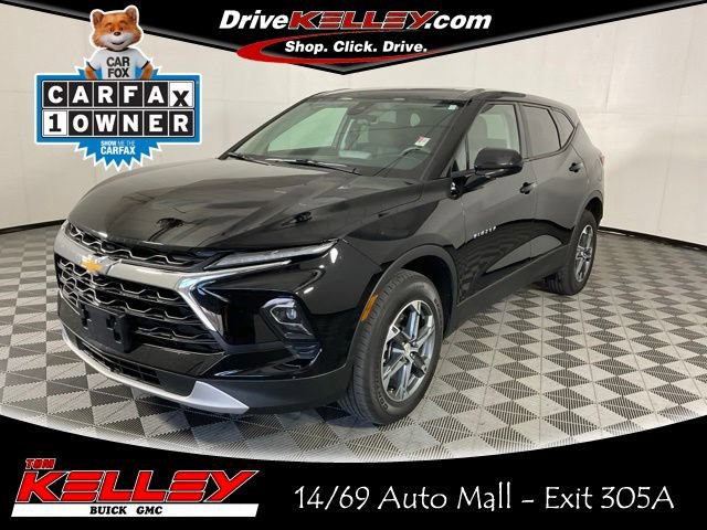 Used 2025 Chevrolet Blazer LT AWD/4WD image 1