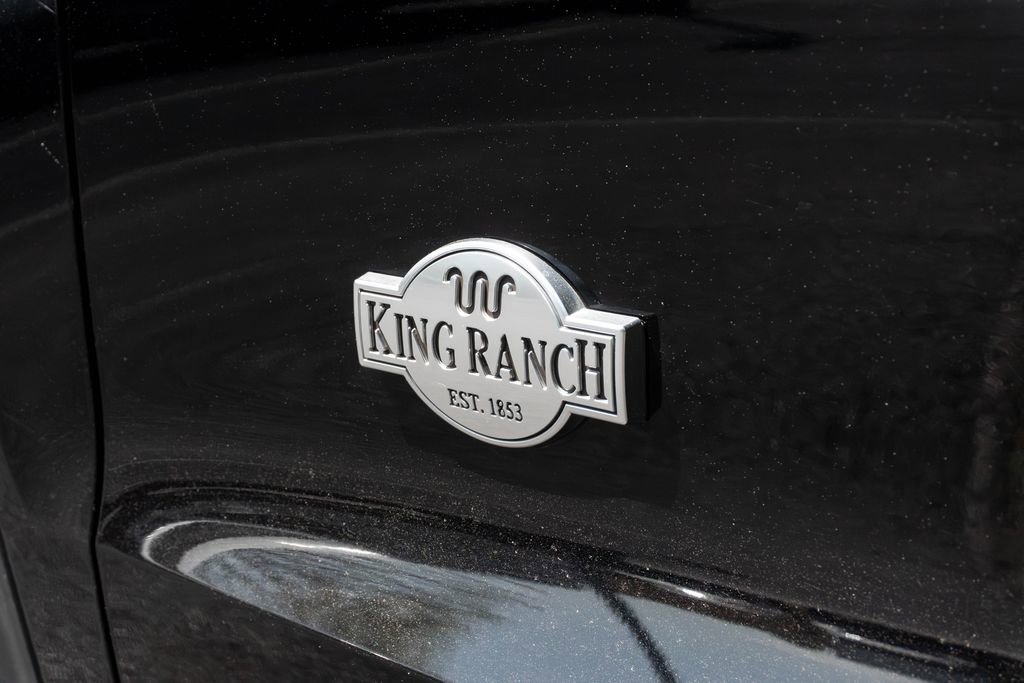 Used 2022 Ford Explorer King Ranch w/ Class IV Trailer Tow Package RWD image 6