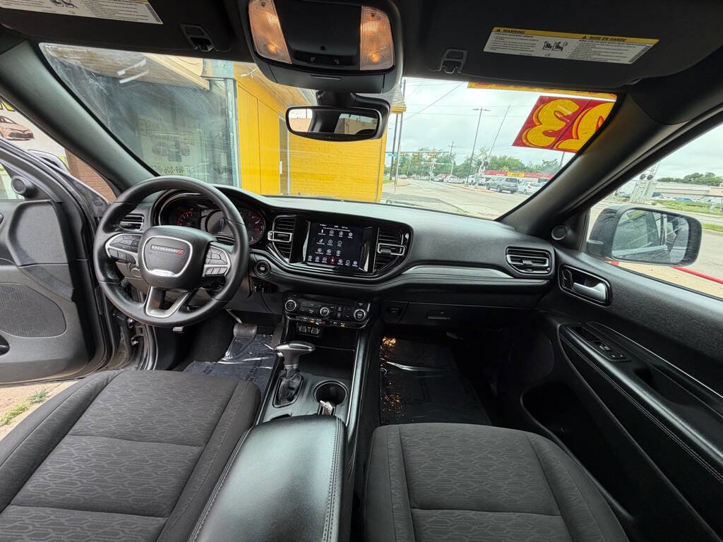 Used 2023 Dodge Durango SXT Launch Edition RWD image 16