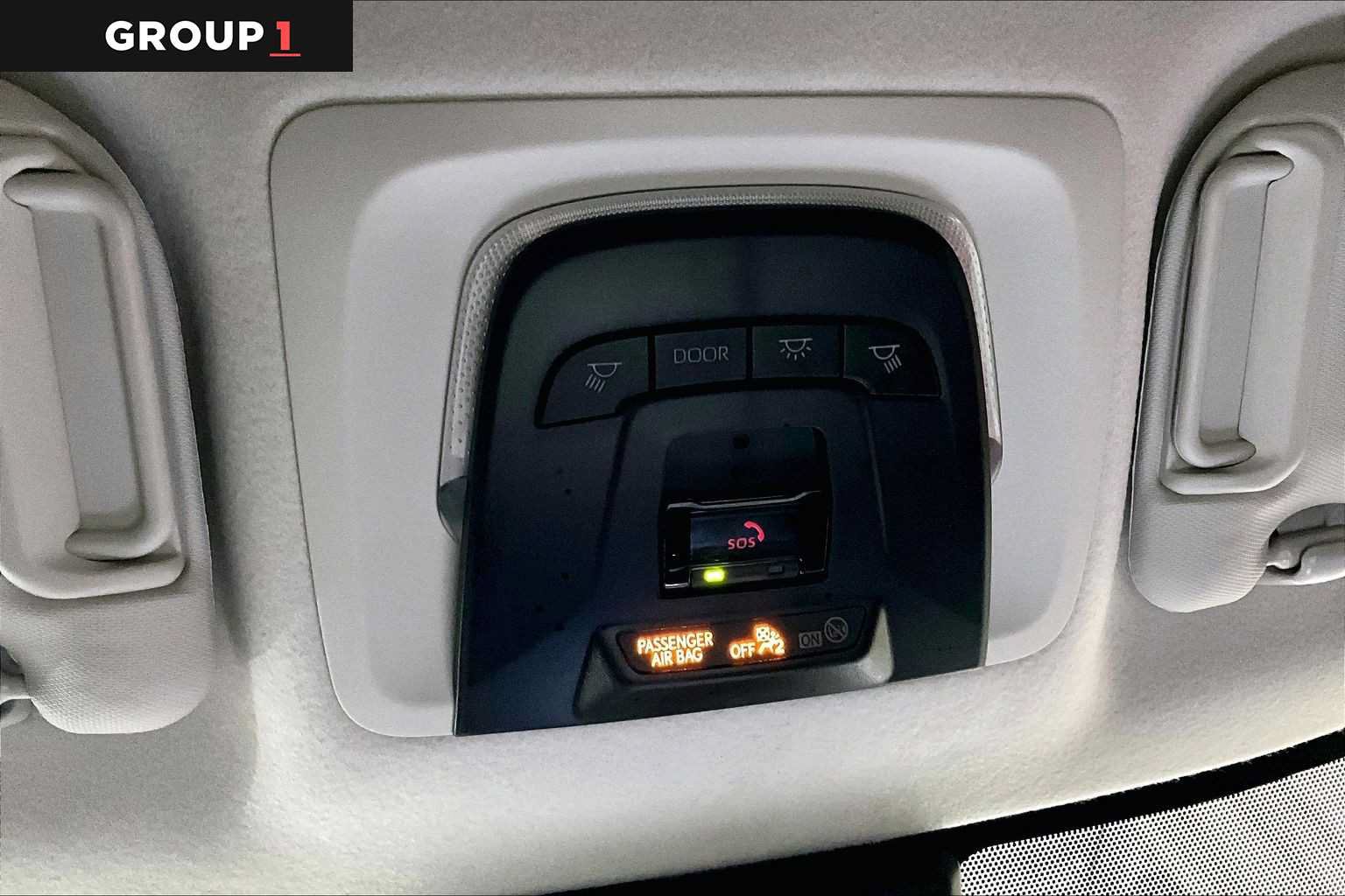 Certified 2025 Toyota Corolla LE FWD image 34