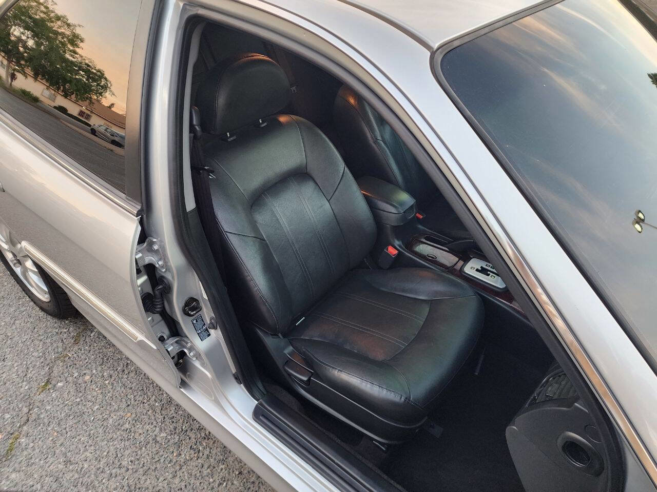 Used 2005 Hyundai Sonata GLS image 19