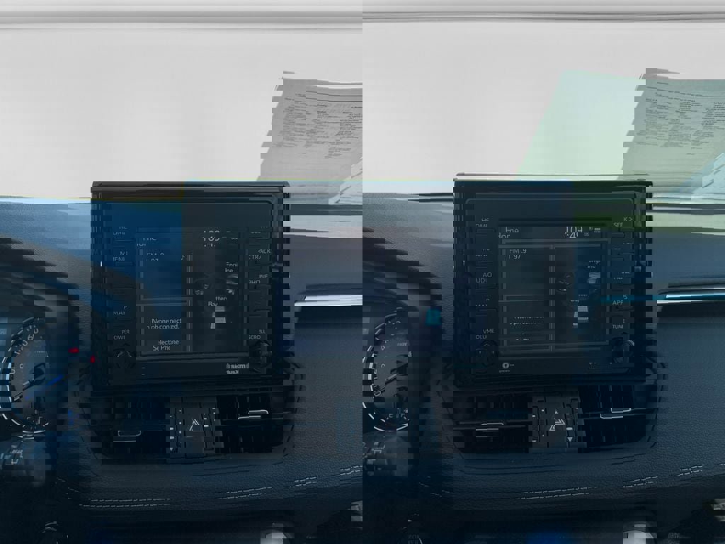 Used 2022 Toyota RAV4 XLE Premium image 18