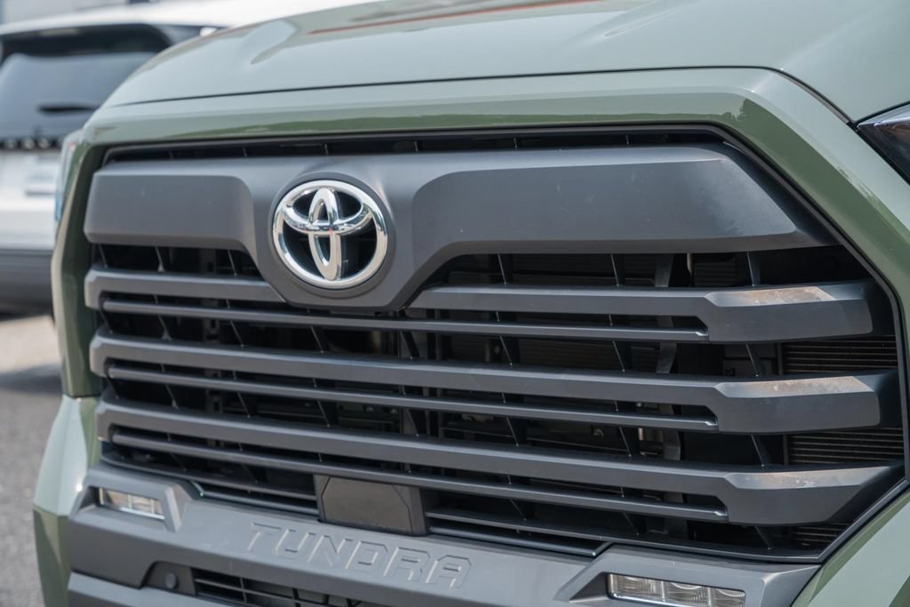 Used 2023 Toyota Tundra SR5 w/ SR5 Premium Package AWD/4WD image 11
