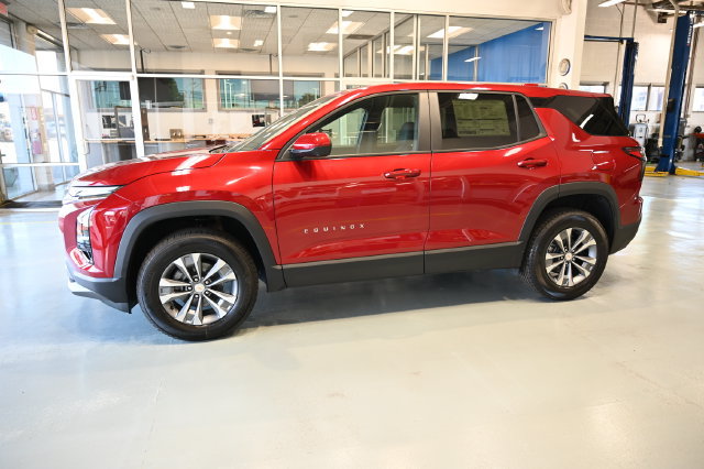 New 2027 Chevrolet Equinox LT w/ Convenience Package II AWD/4WD image 7