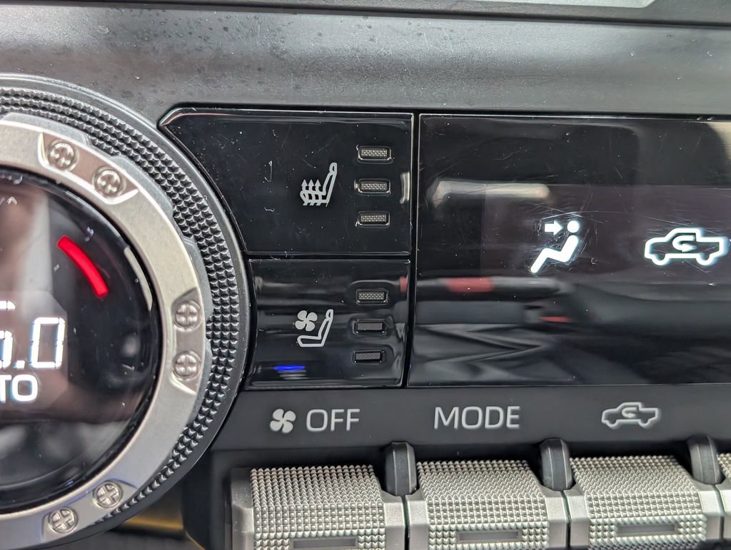 Used 2024 Toyota Tacoma TRD Pro image 27