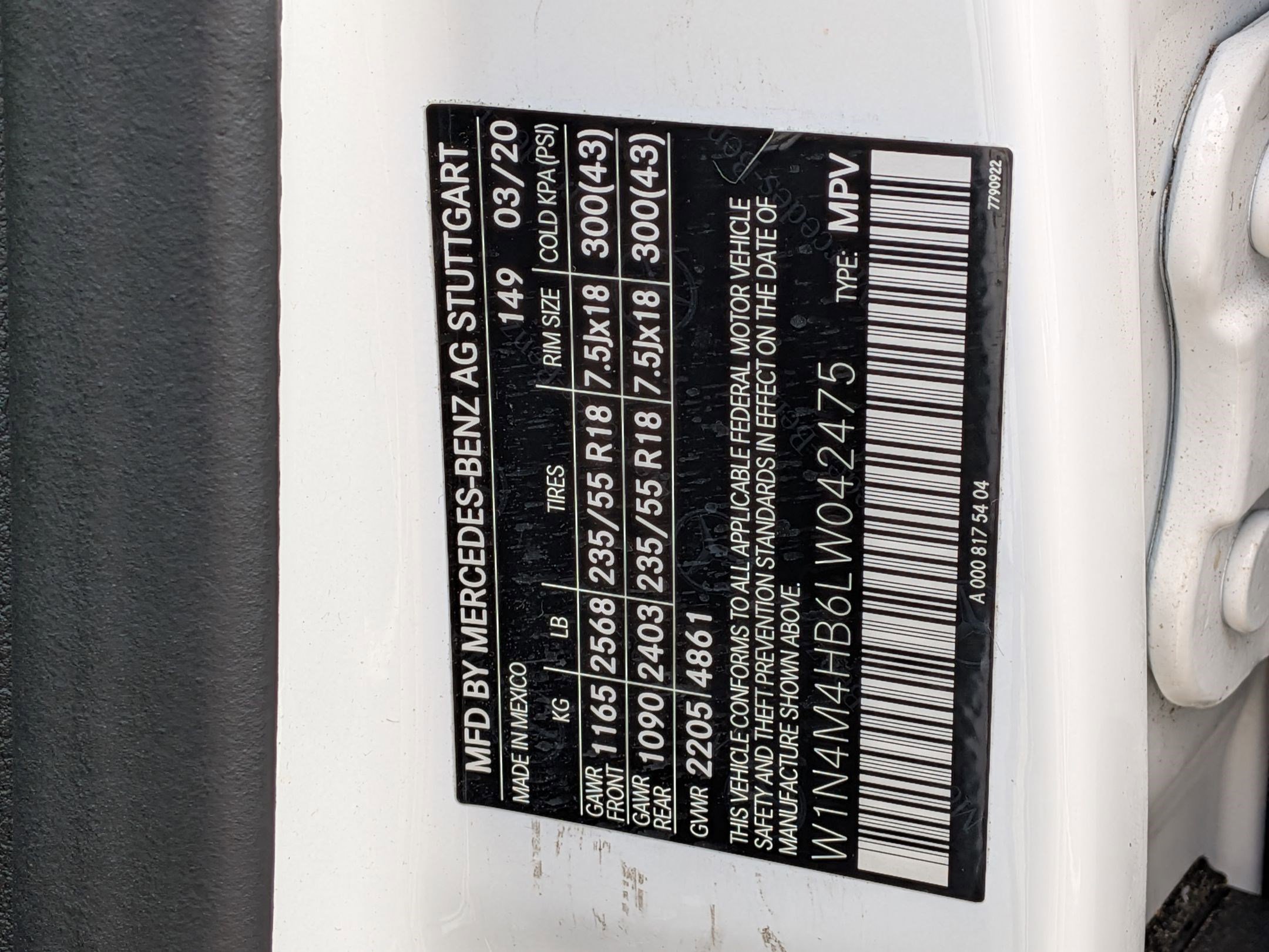 Certified 2020 Mercedes-Benz GLB 250 4MATIC image 35