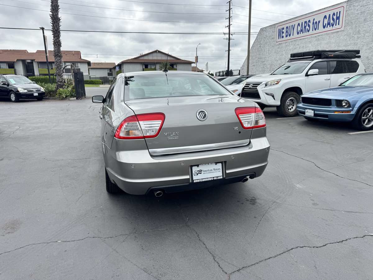 Used 2008 Mercury Milan Premier FWD image 2