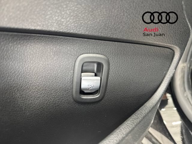 Used 2024 Mercedes-Benz C 300 Sedan image 29