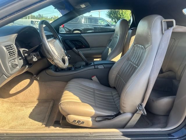 Used 1998 Chevrolet Camaro Z28 w/ Sport Appearance Pkg RWD image 11