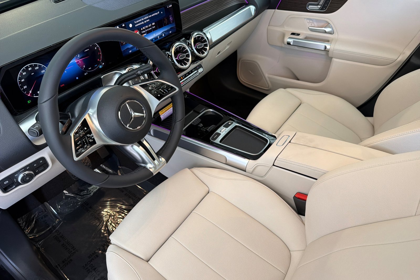 New 2026 Mercedes-Benz GLB 250 image 9