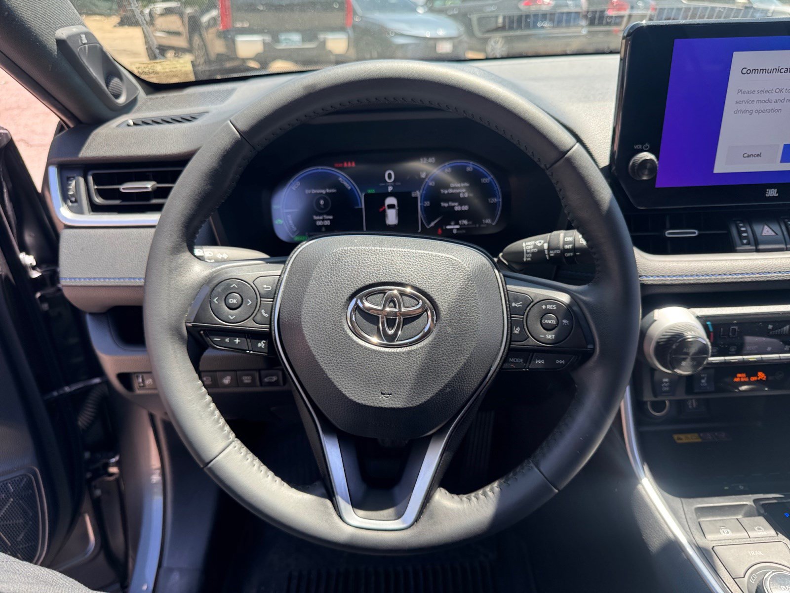 Used 2023 Toyota RAV4 XSE AWD/4WD image 9