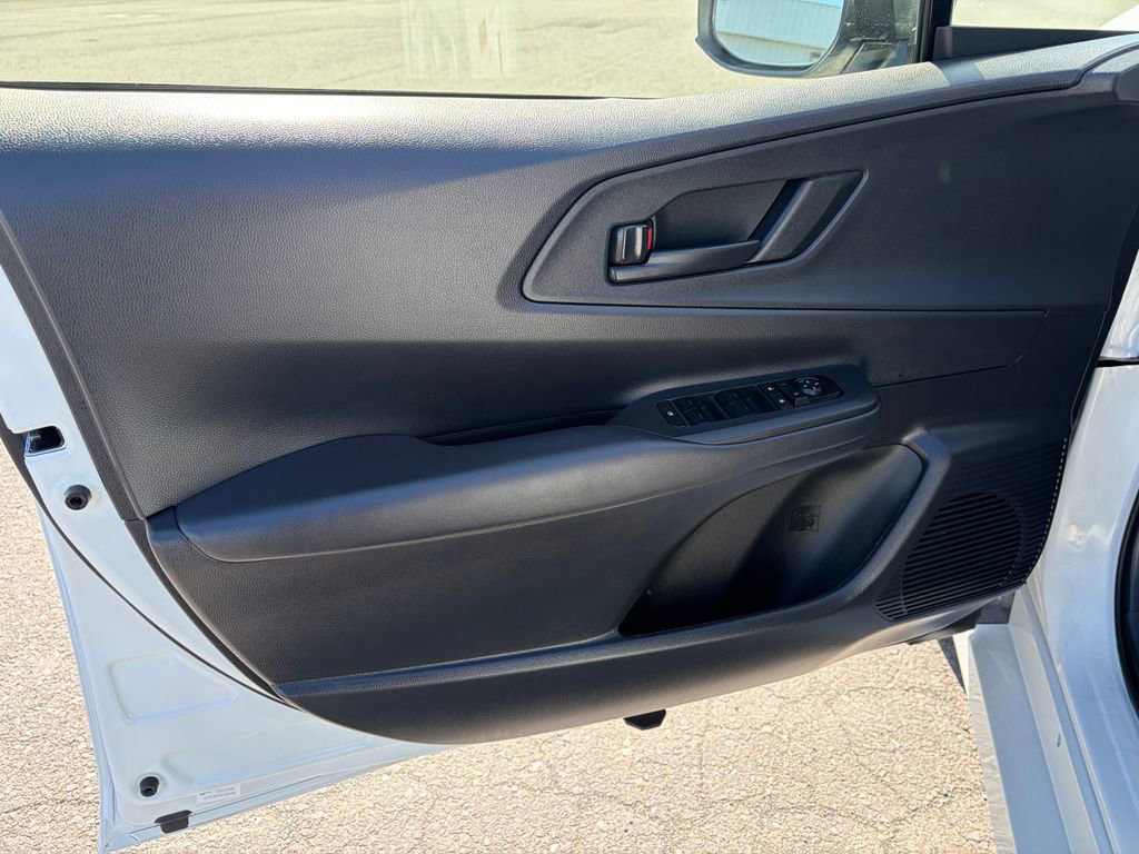 Used 2026 Toyota Prius Plug-In Hybrid image 14